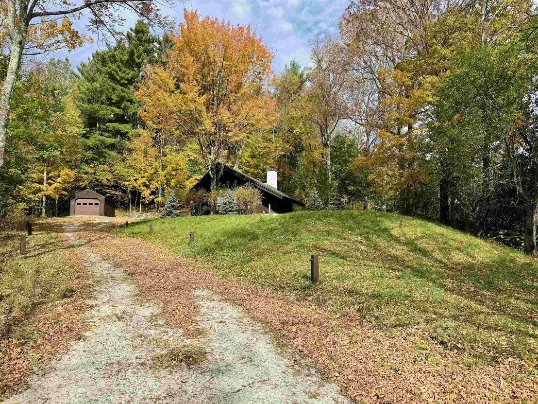 Photo of 904 Austin Hill
