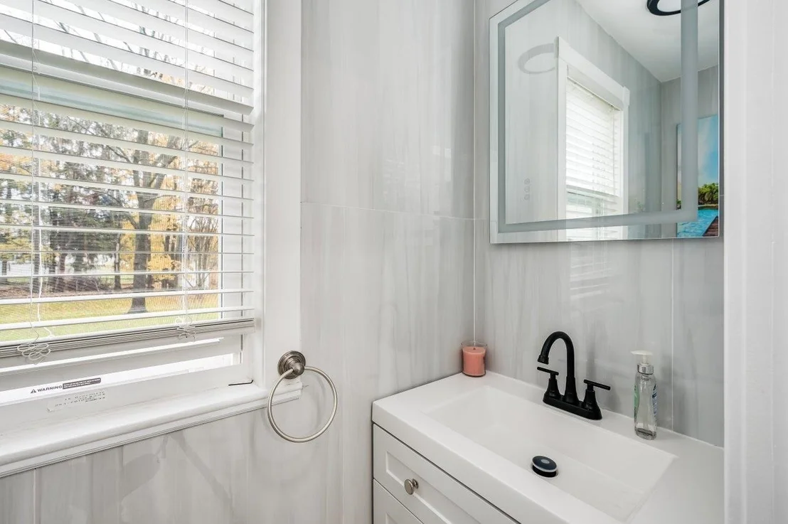 Photo of 815 Central