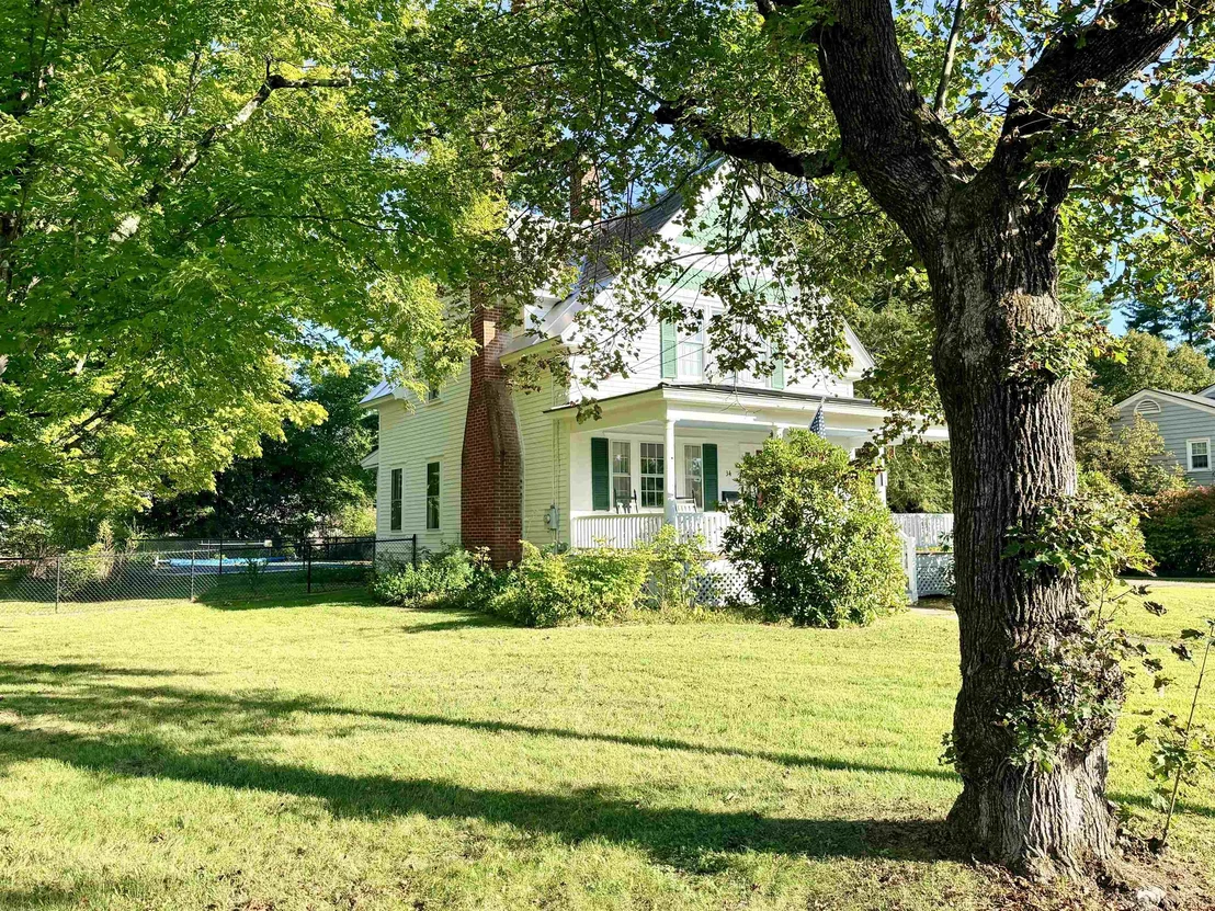 Photo of 34 Edgewood