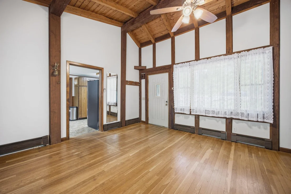 Photo of 397 Mount Prospect