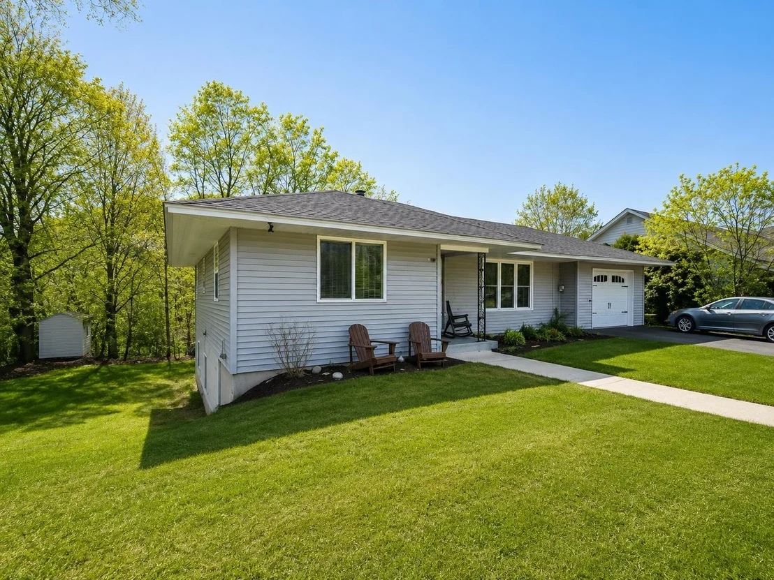 Photo of 49 Jasper