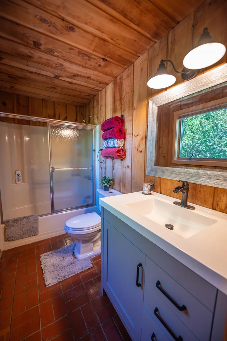 Photo of 15 Bears Den