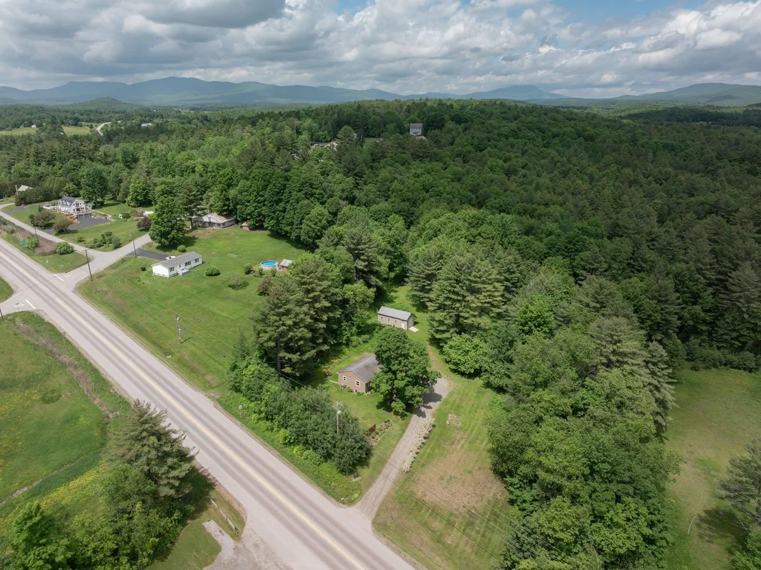 Photo of 261 VT Route 15E