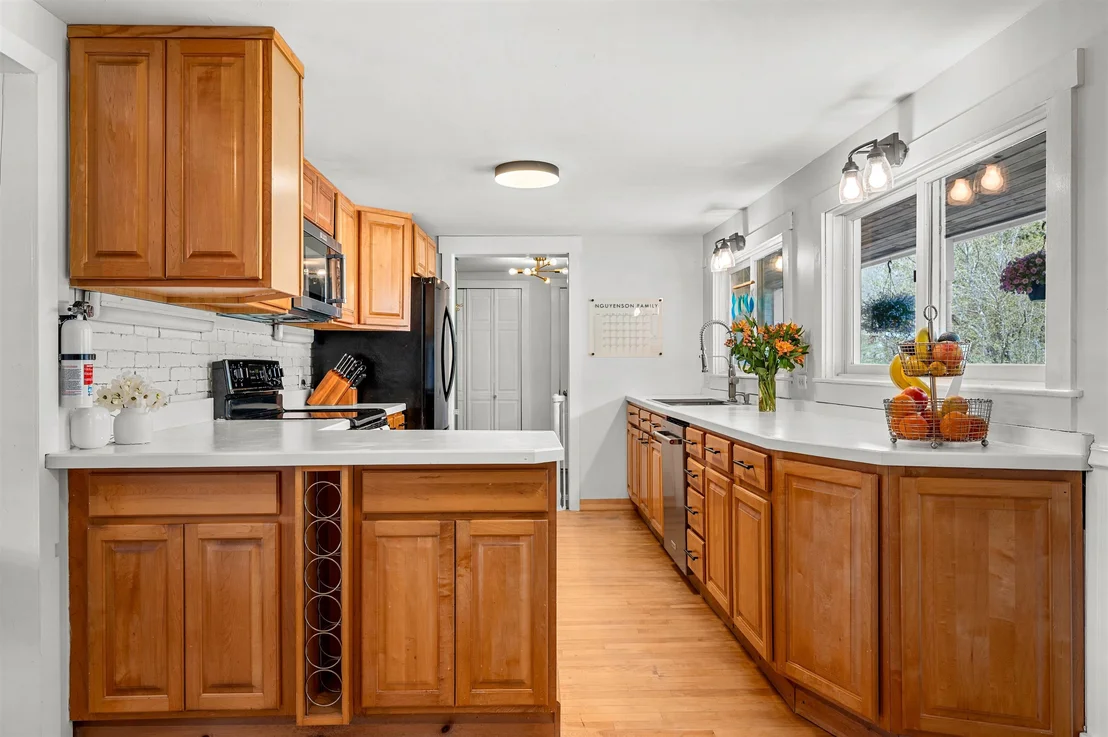 Photo of 855 Jacobs