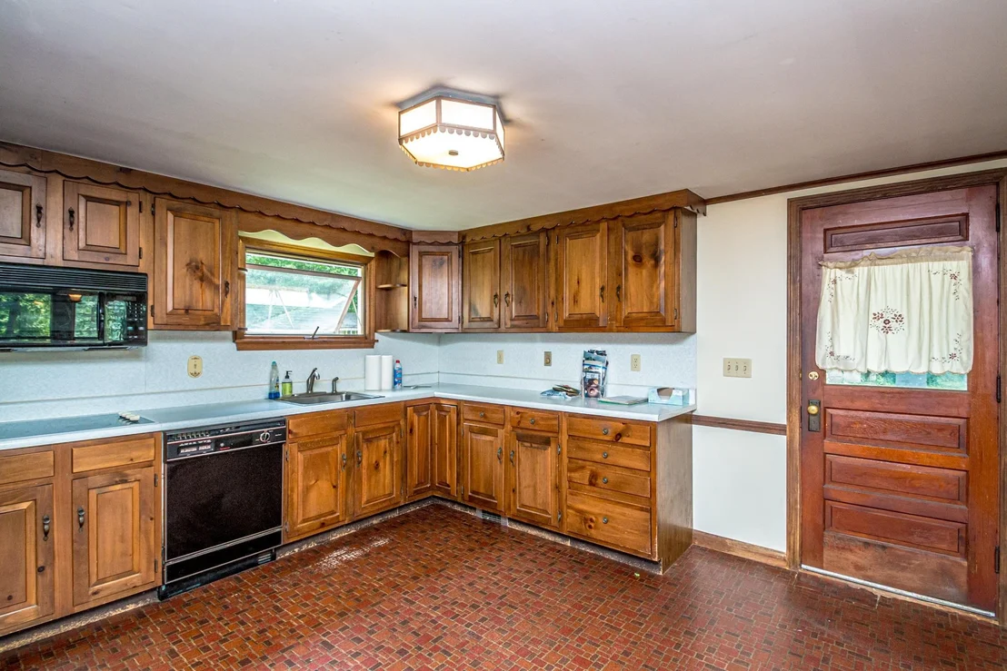 Photo of 152 Parker