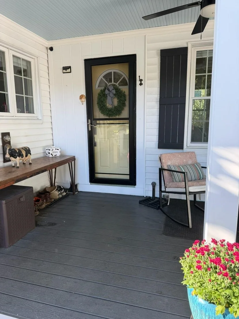 Photo of 16 Davis