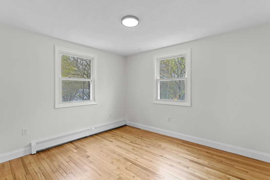 Photo of 12 Hemlock