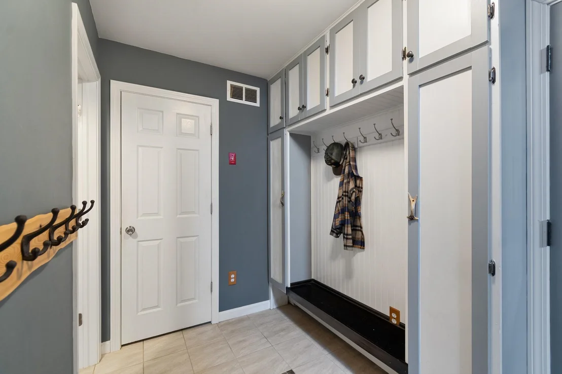 Photo of 387 St. Albans
