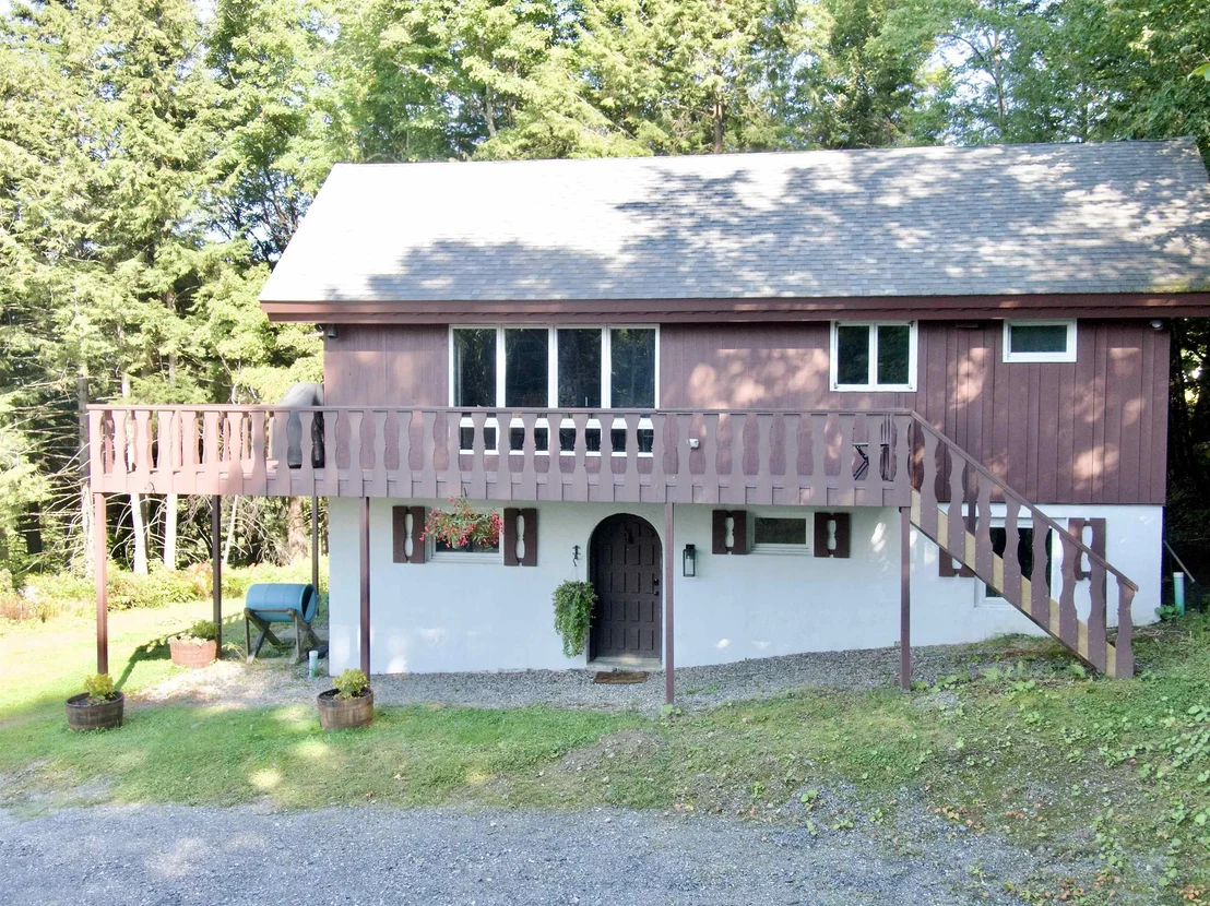 Photo of 500 Ayers Farm