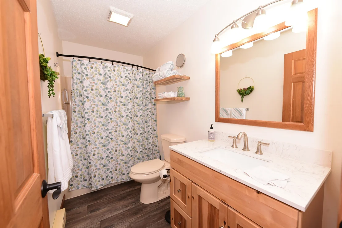 Photo of Unit J82 at J82 Eagle Ridge Condo