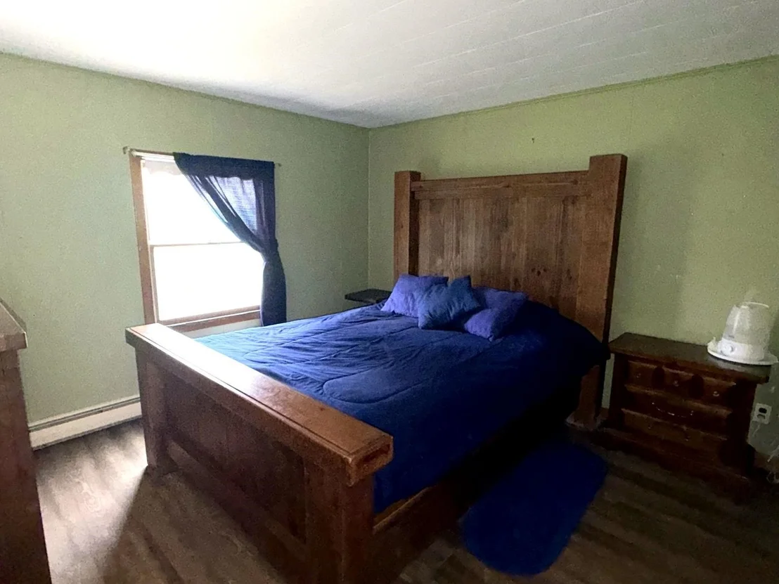 Photo of 147 South Lunenburg