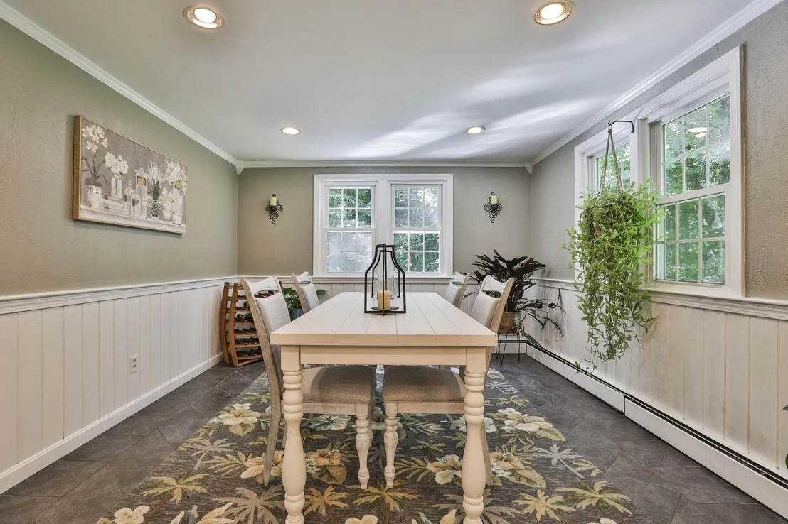 Photo of 24 Beaver Brook