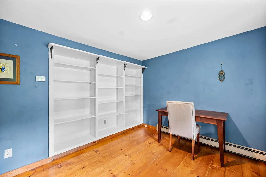 Photo of 520 Collar Hill