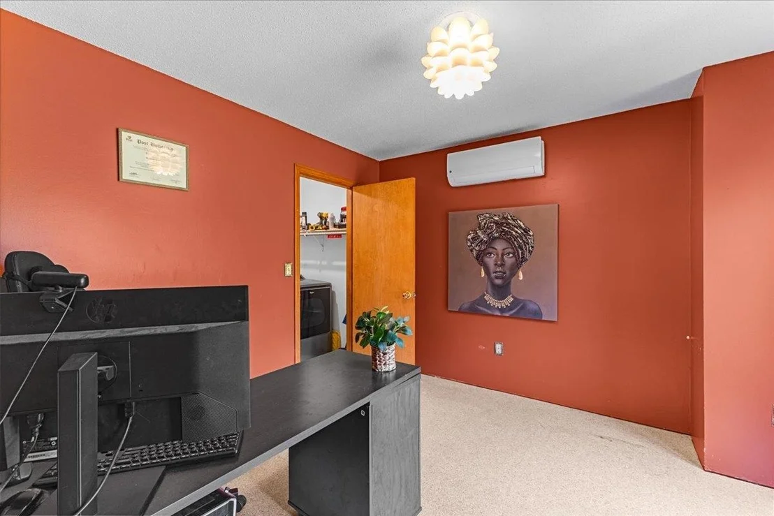 Photo of 2206 Highgate