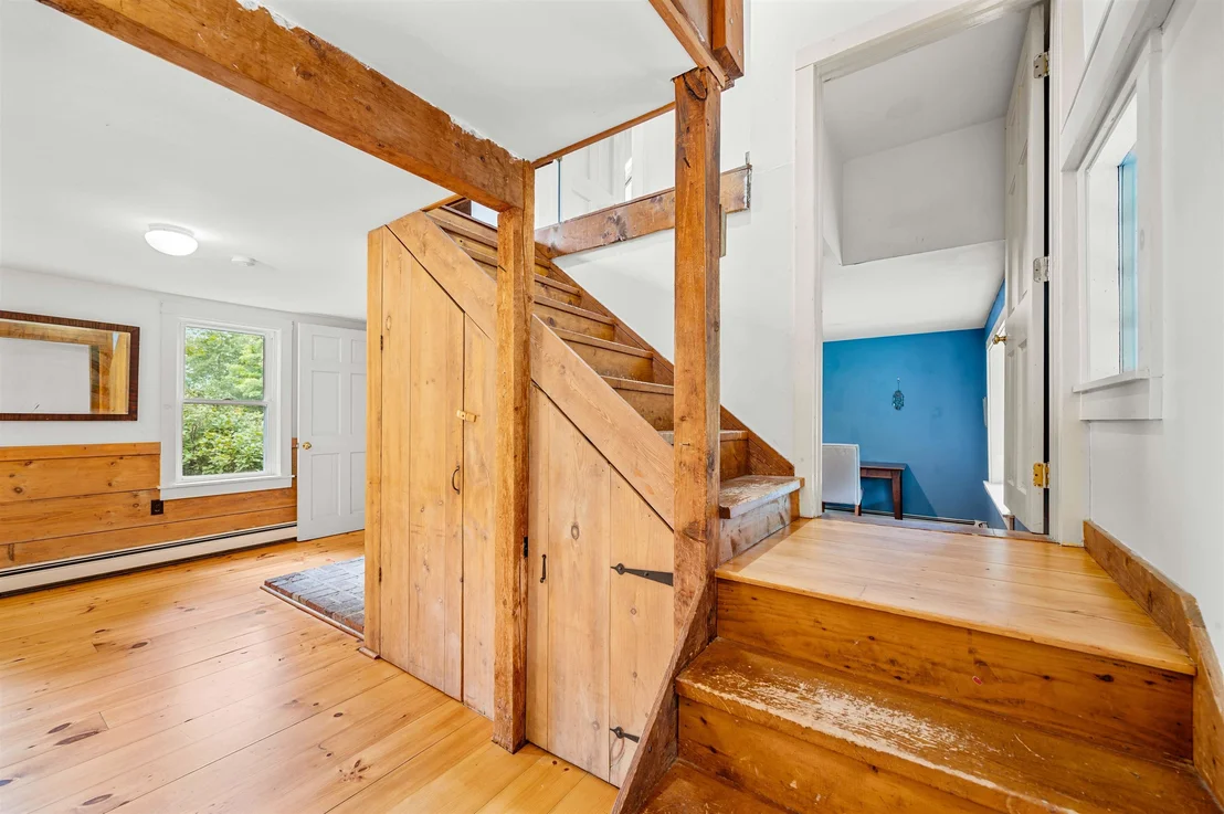 Photo of 520 Collar Hill