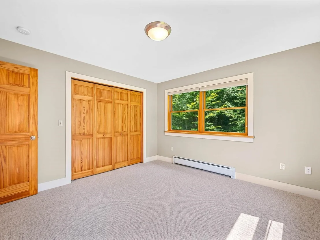 Photo of 210 Rowell Hill