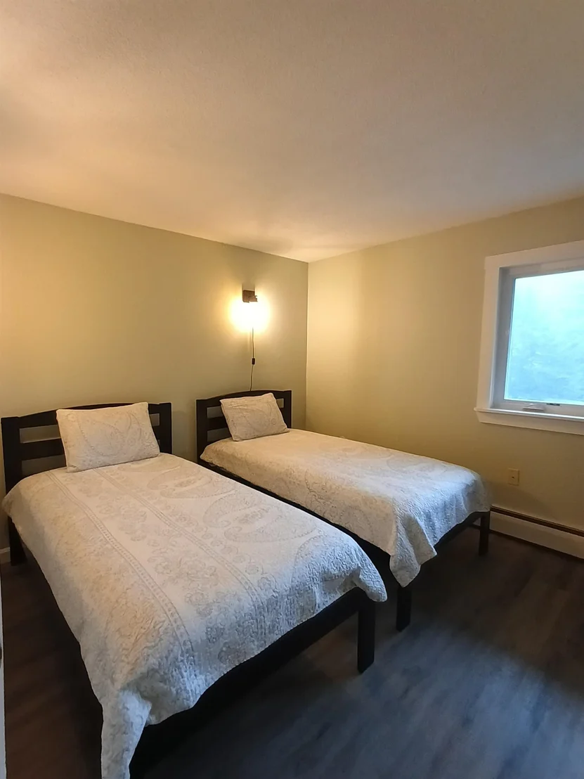 Photo of Unit 5 at 39 Brookside