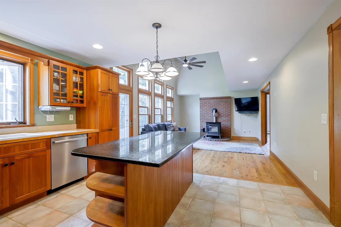 Photo of 53 Buzzell Hill