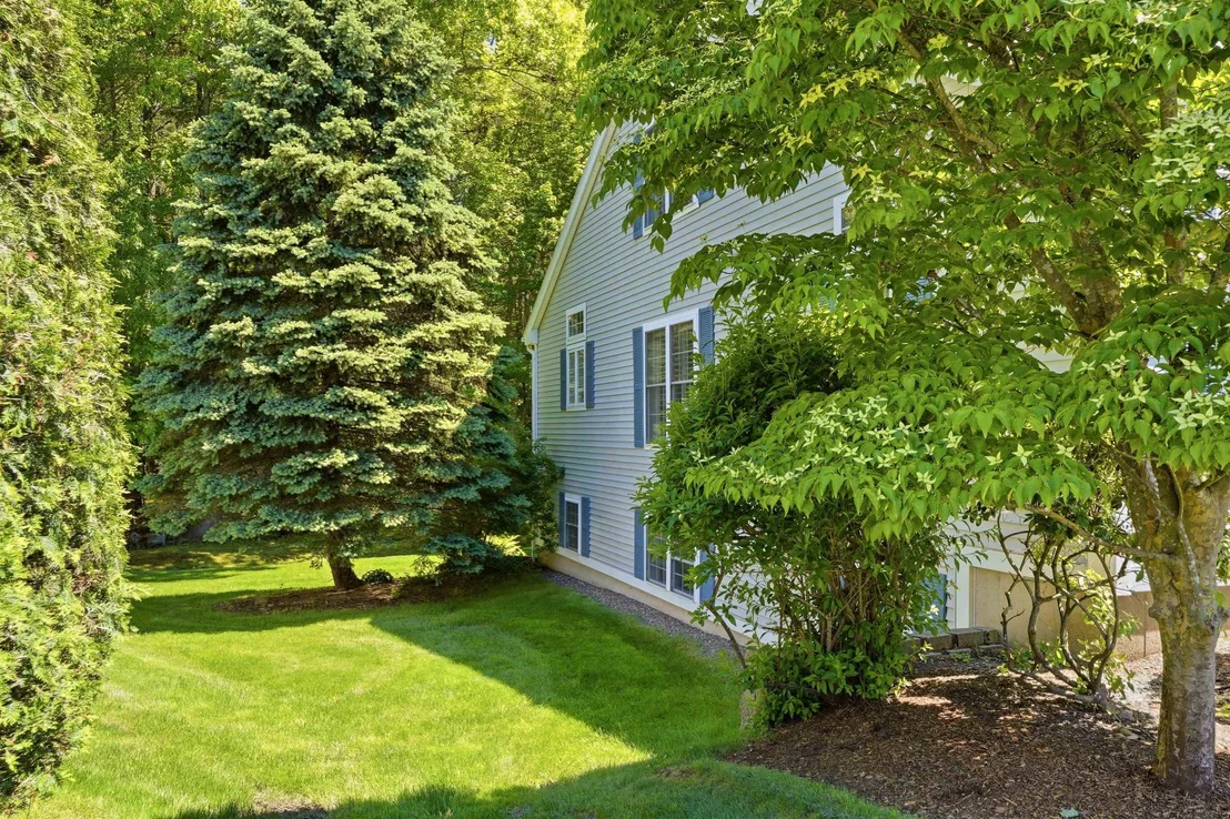 Photo of 6 Meadowood
