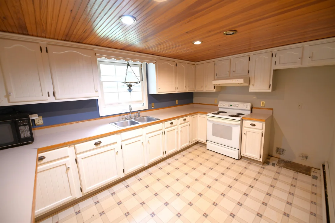 Photo of 228 Yantz Hill