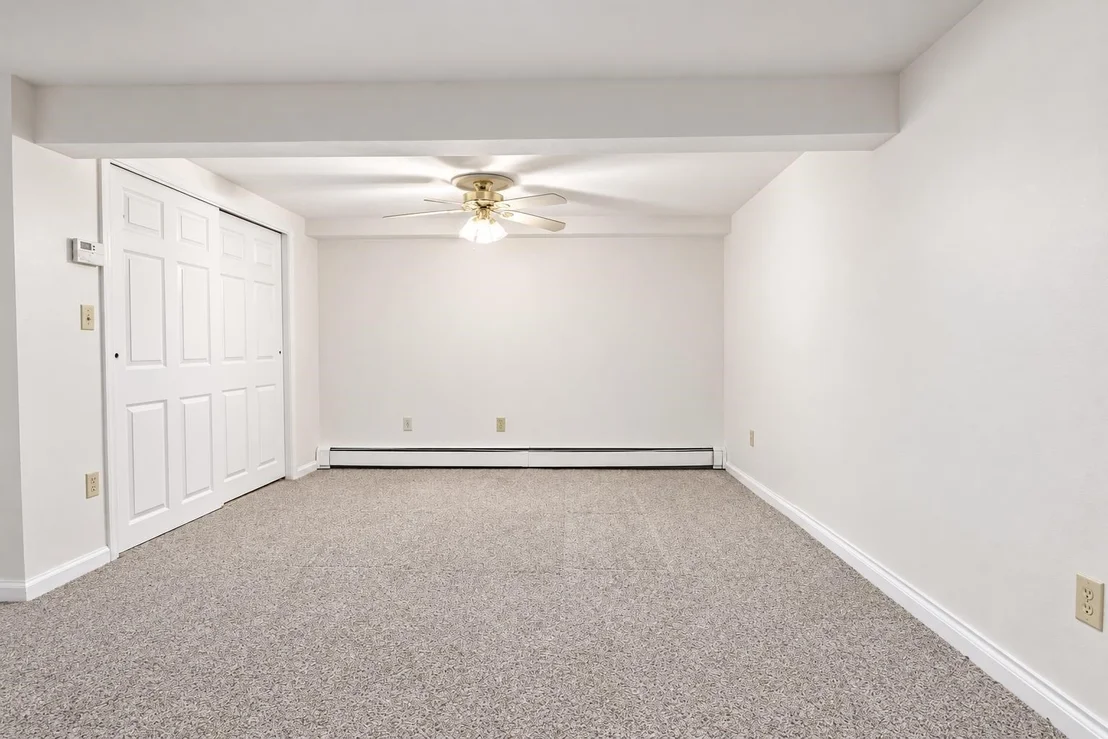 Photo of 12 Roundtree