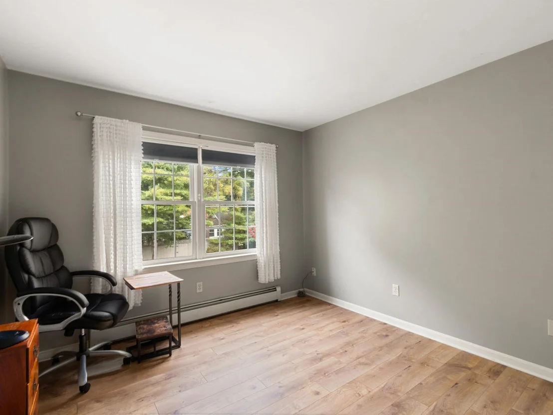 Photo of 72 Grey Meadow