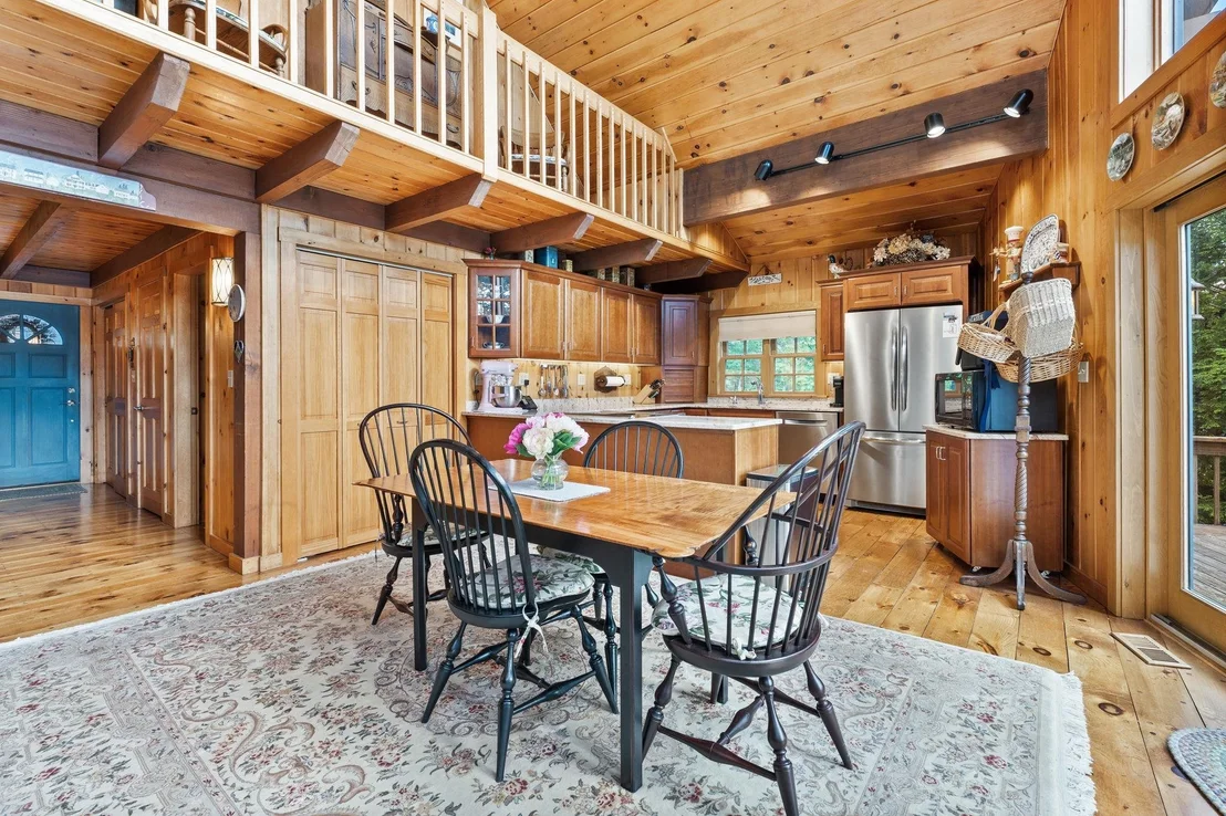 Photo of 164 Fox Run