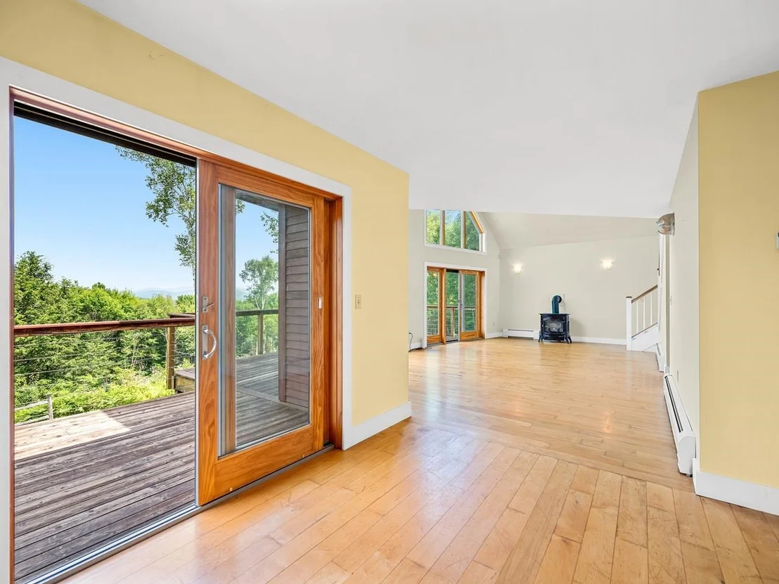 Photo of 210 Rowell Hill