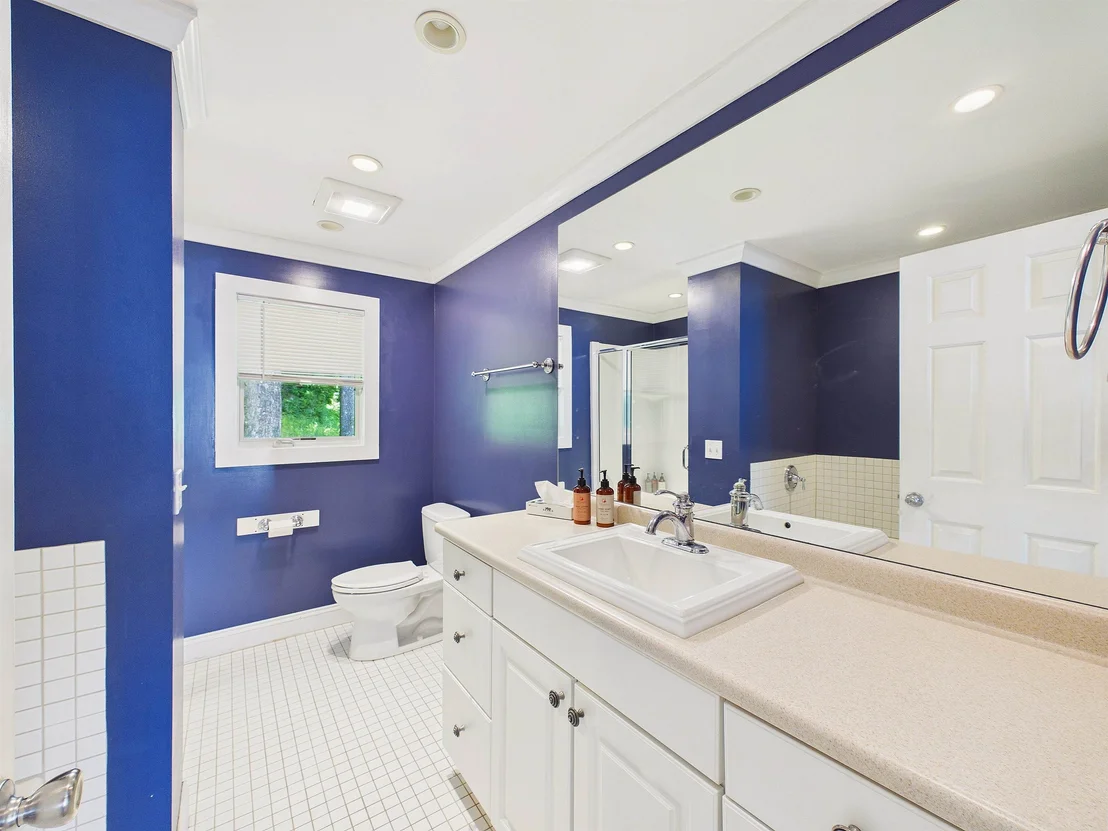 Photo of Unit UNITD at 300 Trailside