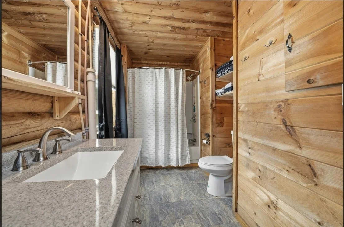 Photo of 2142 Halls Stream