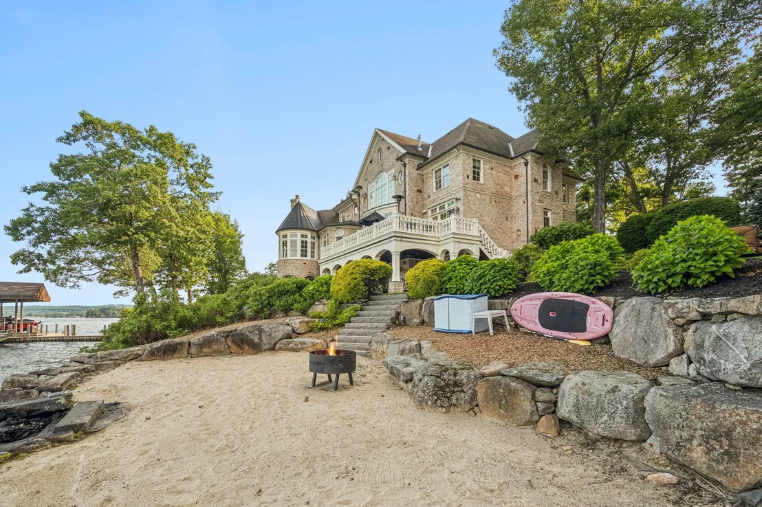 Photo of 59 Broadview