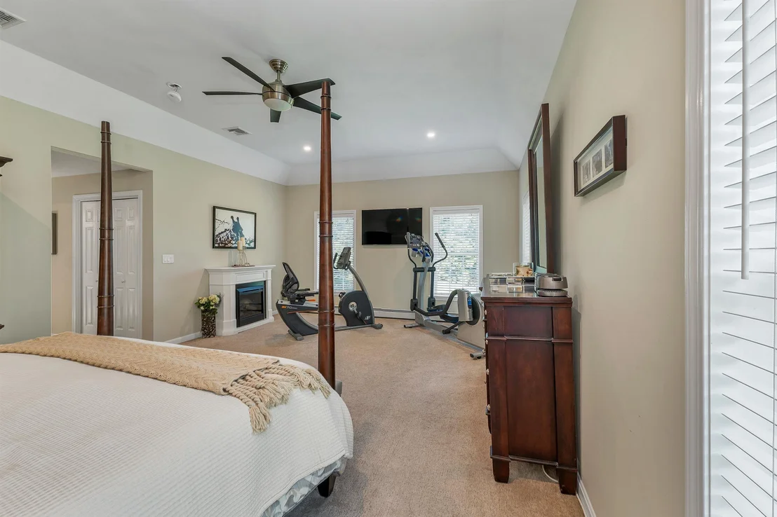 Photo of 12 Longmeadow