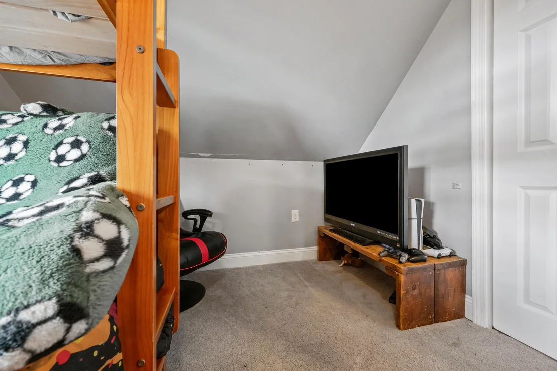Photo of 193 Willow
