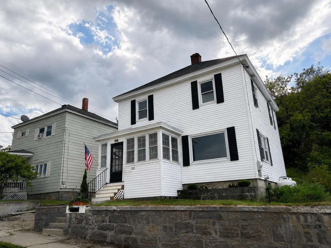 Photo of 723 Third