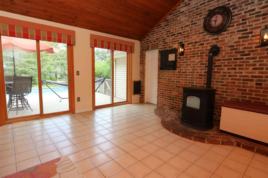 Photo of 18 Smith Corner