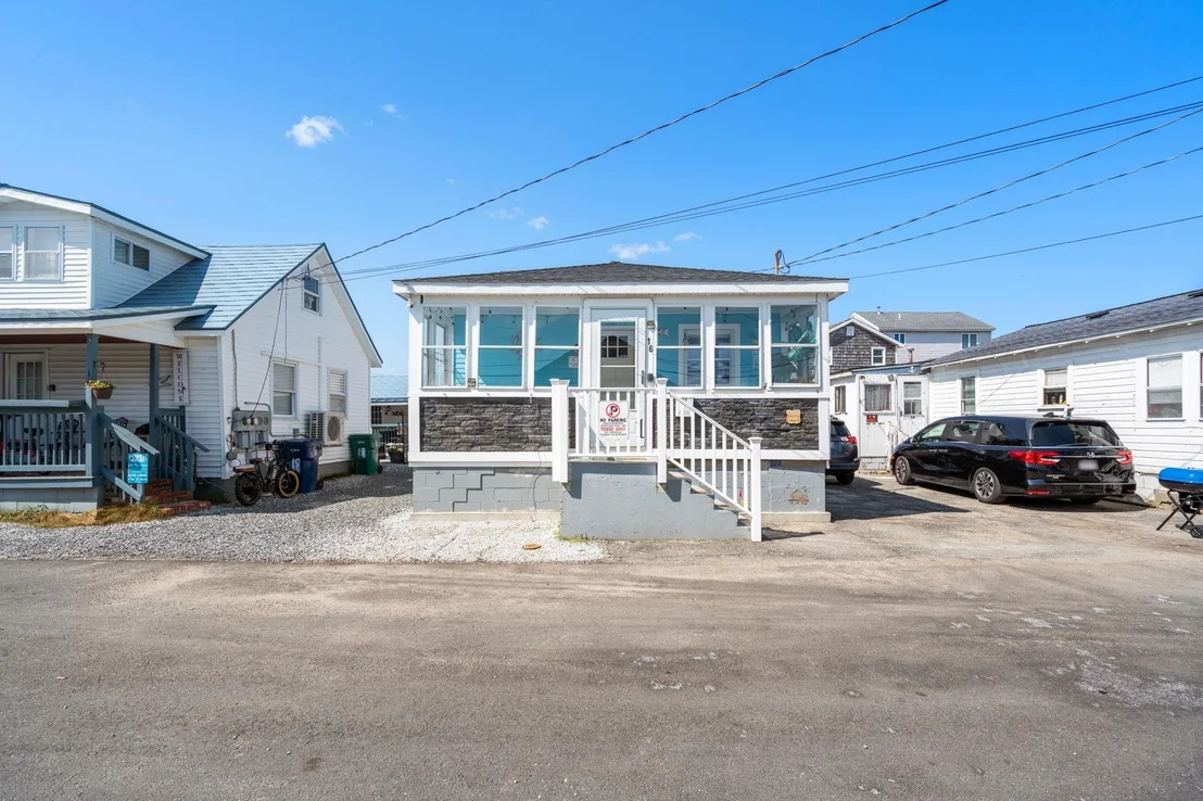 Photo of 16 Riverview