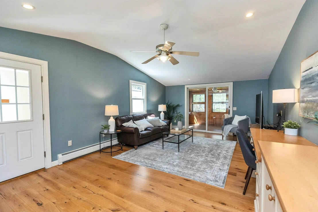 Photo of 78 Meadowcrest