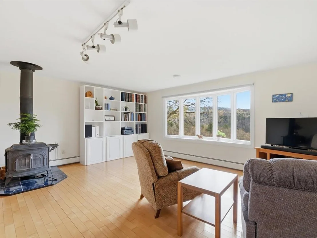 Photo of 12 Briar Patch