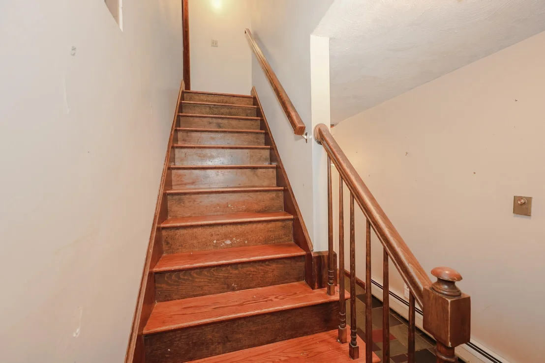 Photo of 16 Meserve
