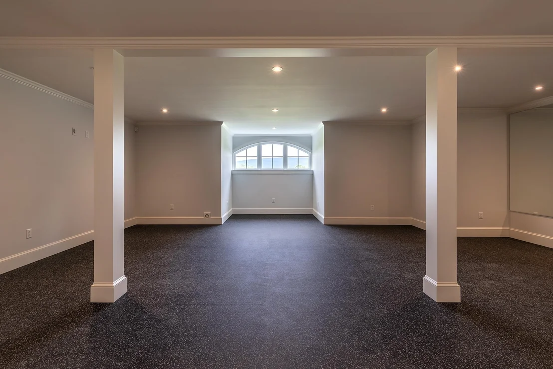Photo of 551 West Fields