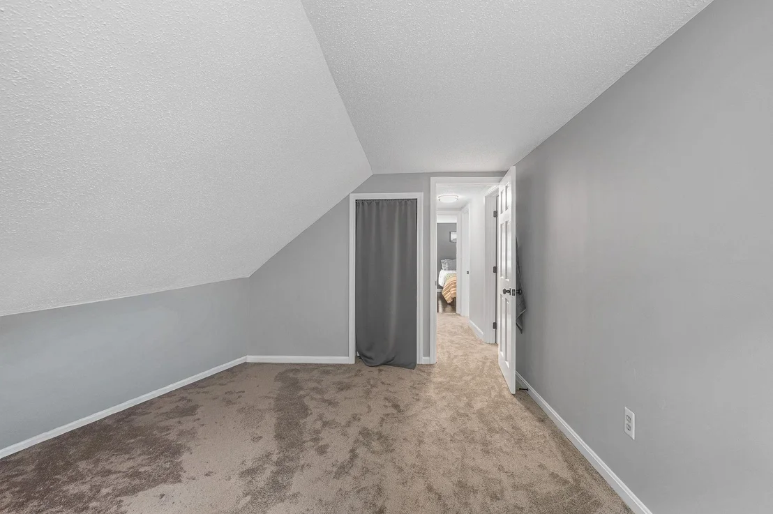 Photo of 83 Jericho