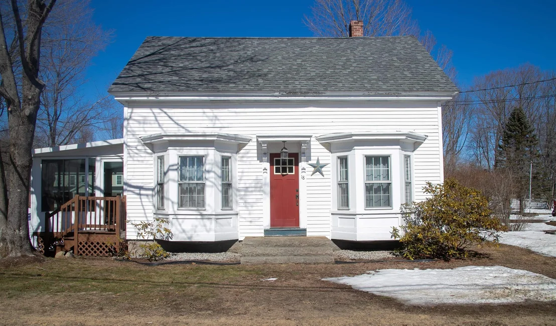 Photo of 18 Maple