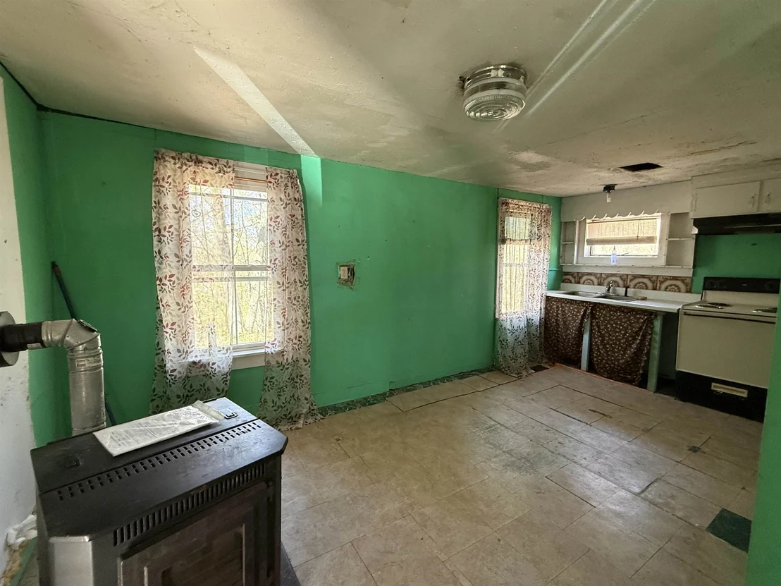 Photo of 32 Charles