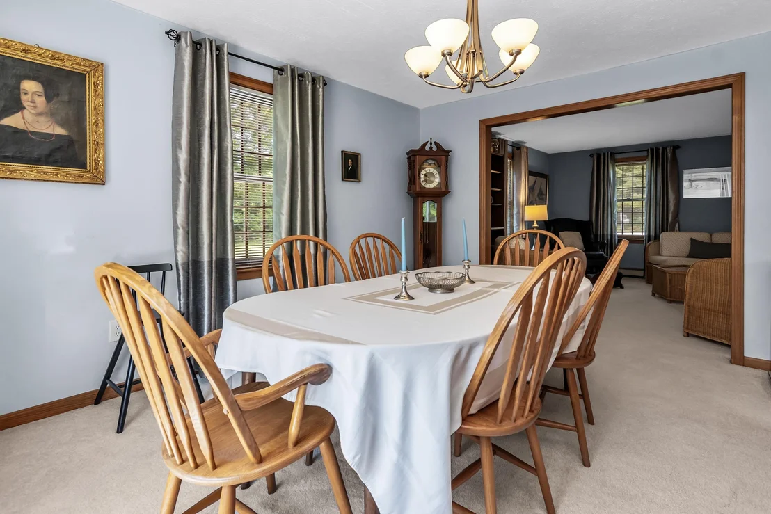 Photo of 11 Nutfield