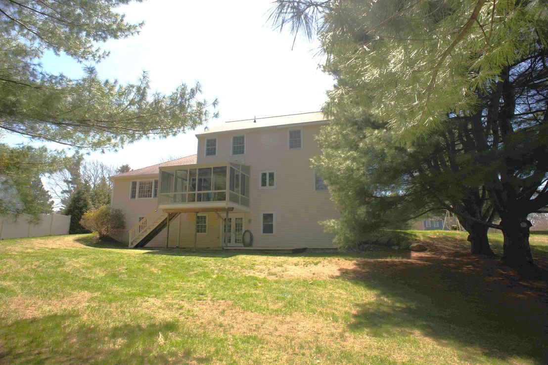 Photo of 4 Shannon
