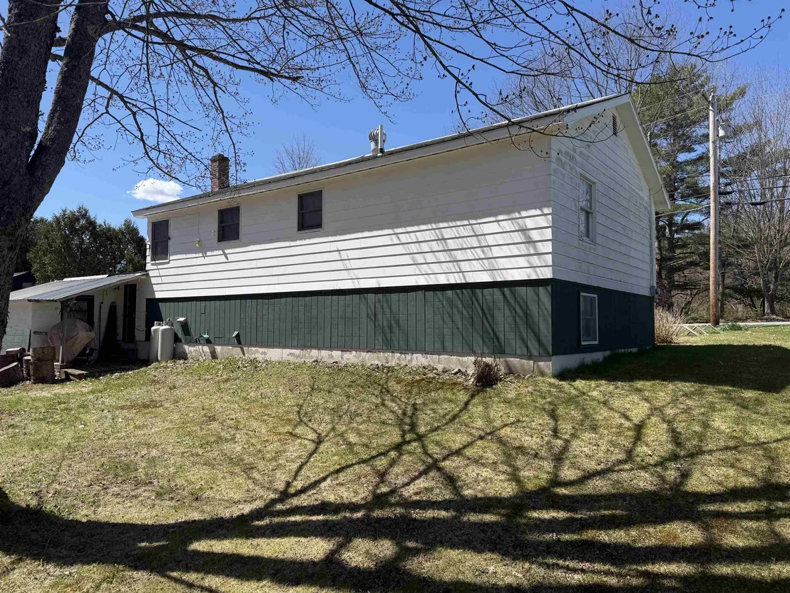 Photo of 147 South Lunenburg