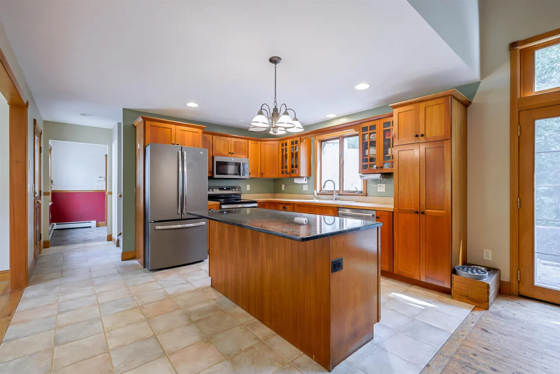 Photo of 53 Buzzell Hill