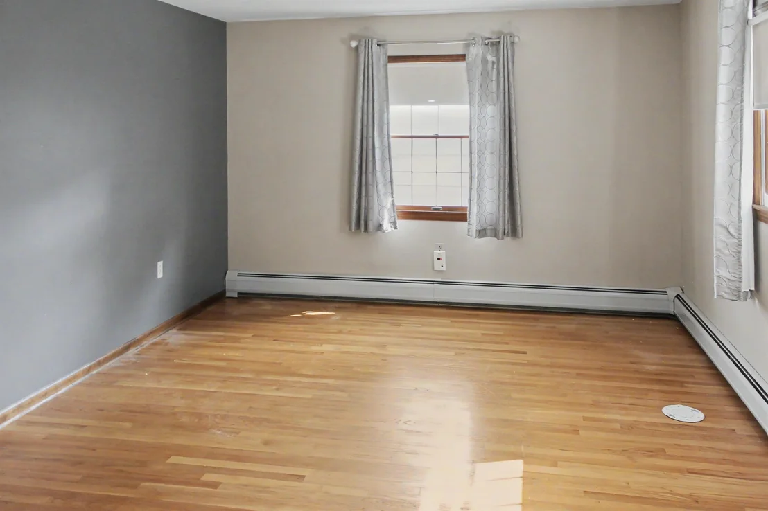 Photo of 141 Rivermount
