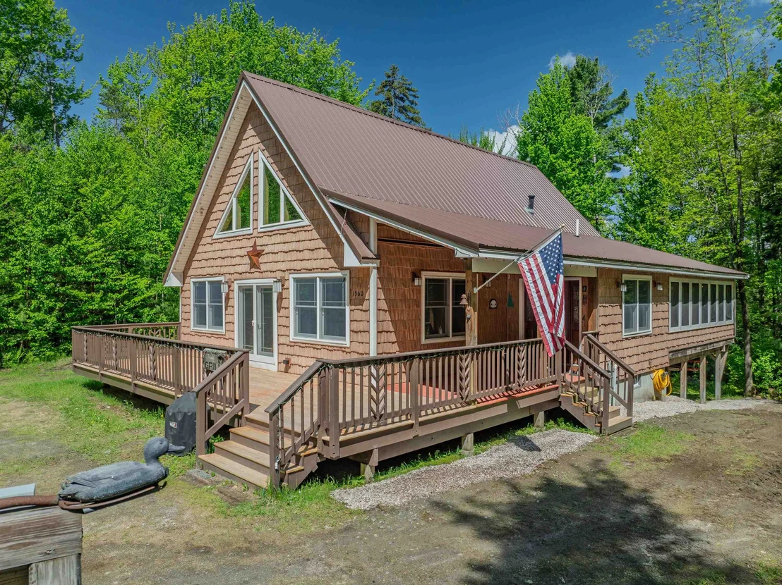 Photo of 1560 Cherry Valley