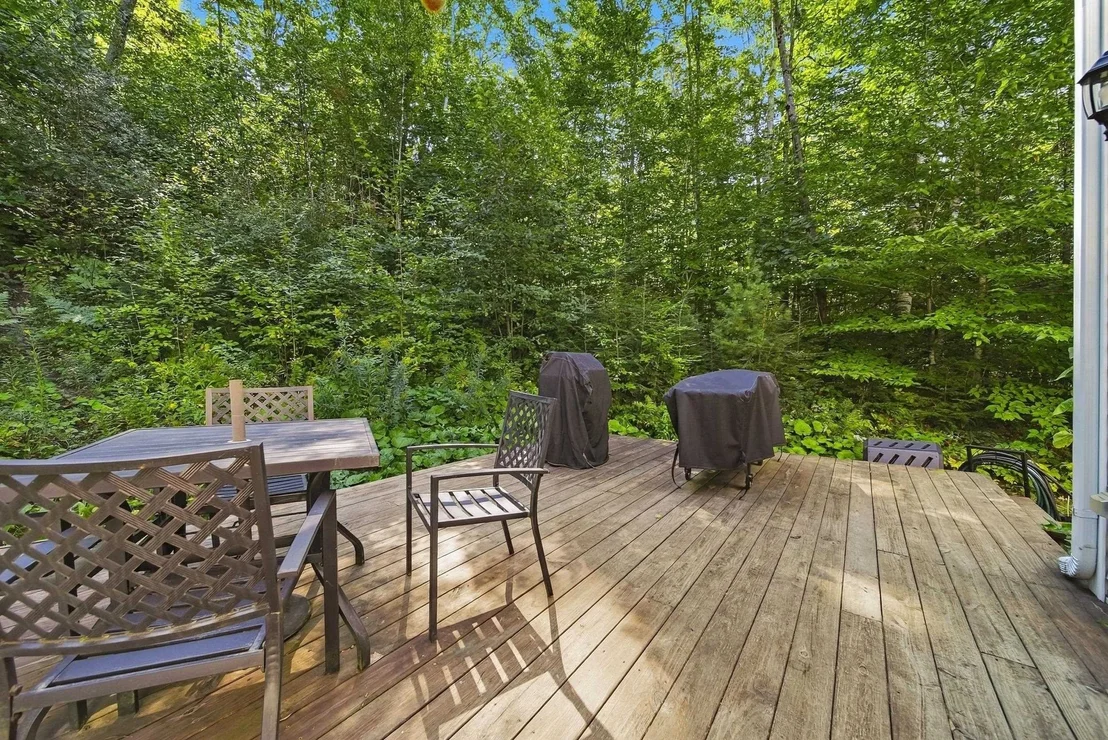 Photo of 298 Stocker Pond